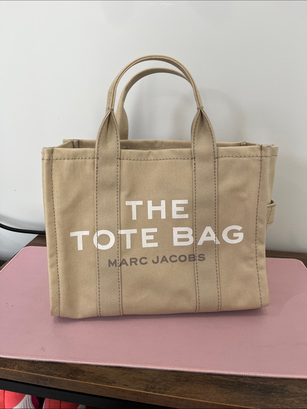 Marc Jacobs The Tote Bag Beige